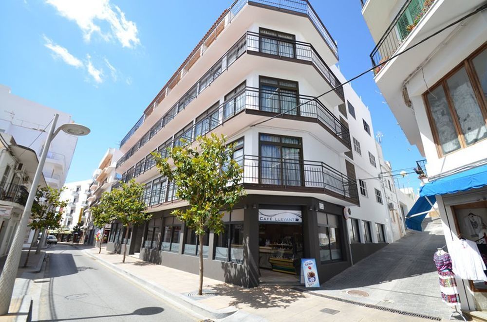 Azuline Hotel Llevant San Antonio (Ibiza) Exterior foto